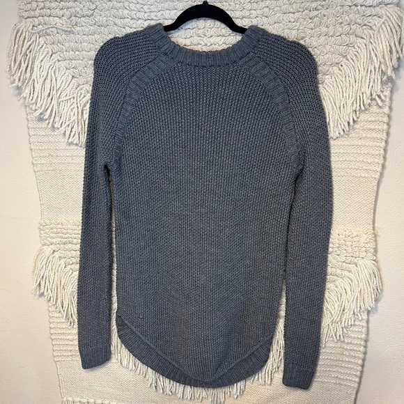 LULULEMON heathered medium gray crewneck Passage merino wool sweater 10 - Picture 5 of 8